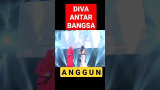 Download lagu Anggun feat Siti Nurhaliza mp3