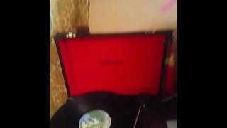 Alice Cooper Muscle Of Love - working up a sweat