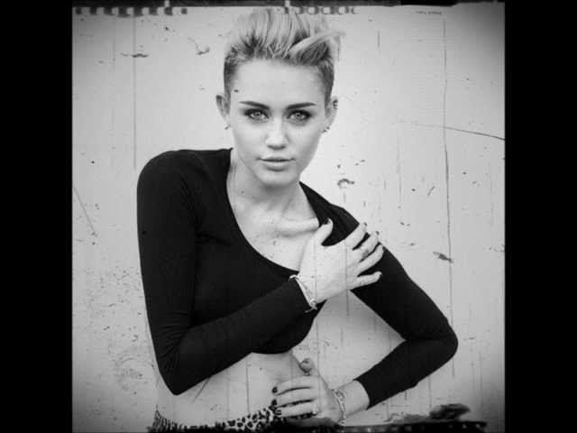 Рингтон - Miley Cyrus - Decisions (Solo)
