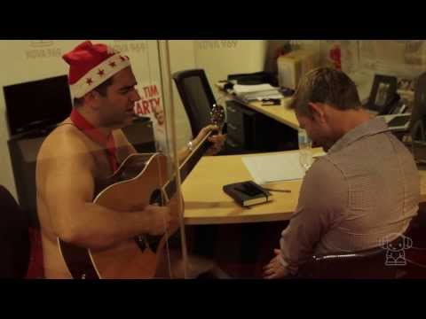 Intimate Sessions: Christmas Edition