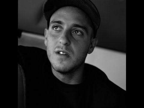 Peter Ramondetta - Kickflip FS Tailslide