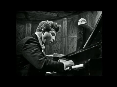 Emil Gilels - Tchaikovsky: Piano Concerto No.1 - Orchestre Nation. de la RTF - André Cluytens (1959)