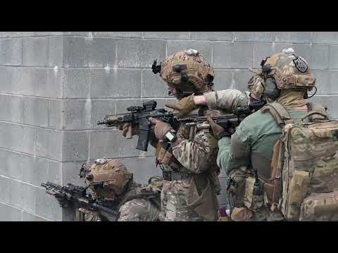 Emerald Warrior / Special Warfare Airmen from Special Tactics Squadrons