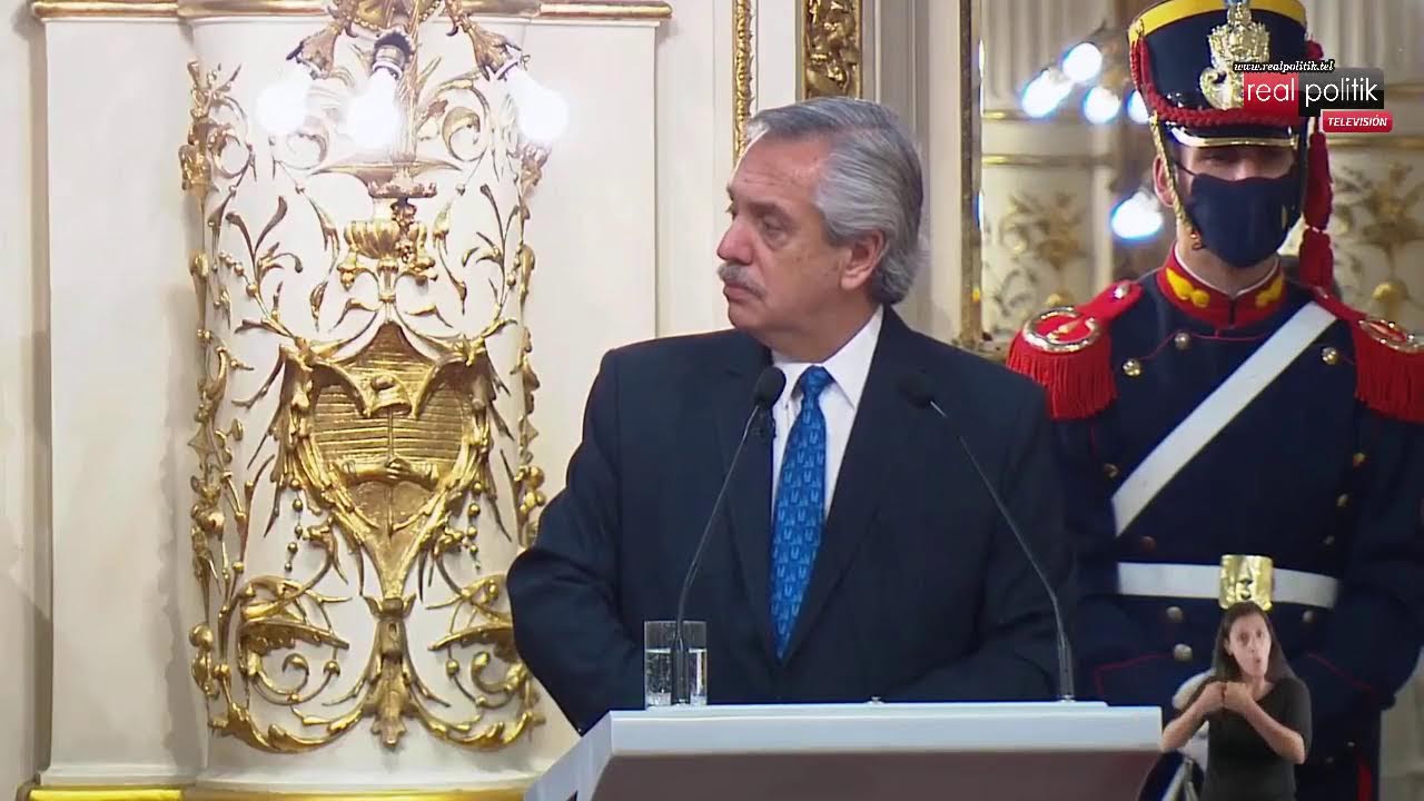 Fernández firmó acuerdos con República Dominicana para promover la explotación de Vaca Muerta