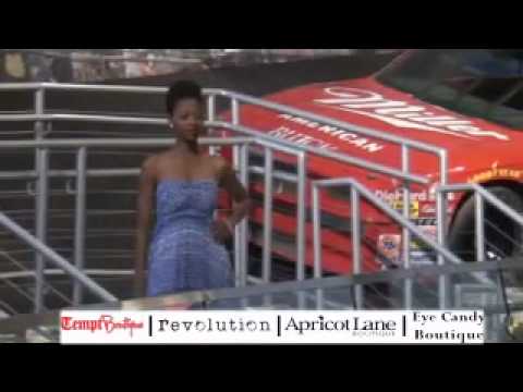 Southern Girls Night Out with Kellie Pickler - 1037 WSOC Charlotte