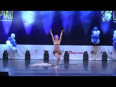 DARIYA MELNIKOVA - Show "Nefertiti"