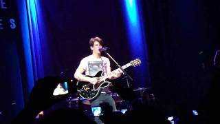 Tonight - Nick Jonas & The Administration