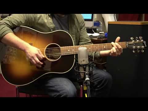 Collings CJ-35 vs Gibson J-45
