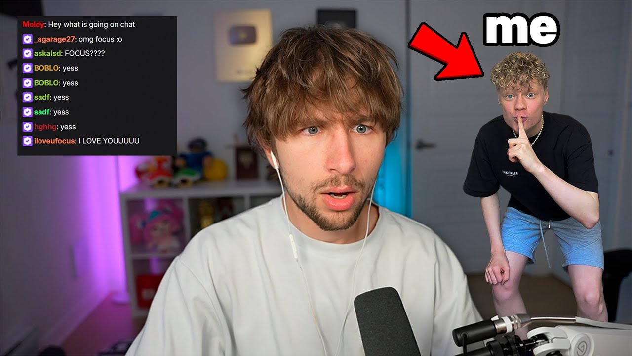 SNEAKING INTO ROBLOX YOUTUBERS STREAMS.. (Murder Mystery 2)