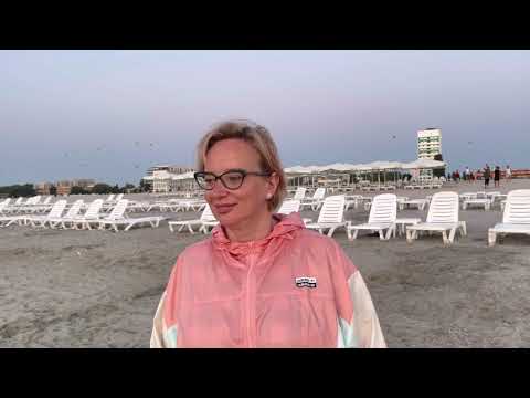 A walk on Mamaia Beach before Sunrise.