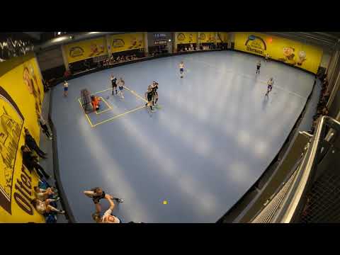 3.11.2019 FC Tuusula B-tytöt - Oilers - erä 3/3 Myllypuro