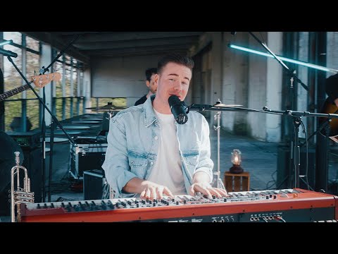 Video thumbnail for Ein letzter Kuss (Akustik Version)