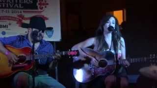 Kacey Musgraves, &quot;Biscuits&quot;