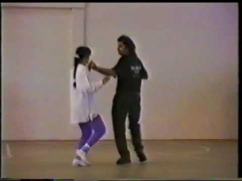 Bat Teiman (Ahavat Bat Teiman) (בת תימן (אהבת בת תימן D ריקוד - Eliahu (Eli) Ronen  אליהו (אלי) רונן