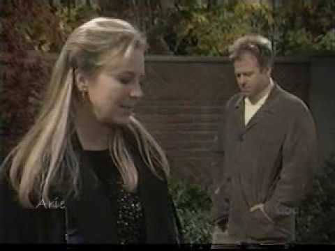 GH 11.28.01b - Laura admits that Luke is the reason