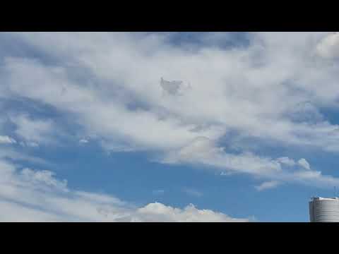 Noon. Medio día, Merlo, Buenos Aires, Argentina. 