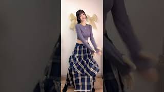 オッ●いダンス?