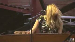 Grace Potter &amp; the Nocturnals Live performance - Joey
