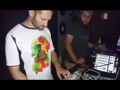 Dub Caravan meets Unity Crew live