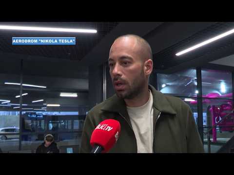 Prvi avion iz Dubaija sleteo u Beograd! Ovo su PRVE REAKCIJE naših državljana