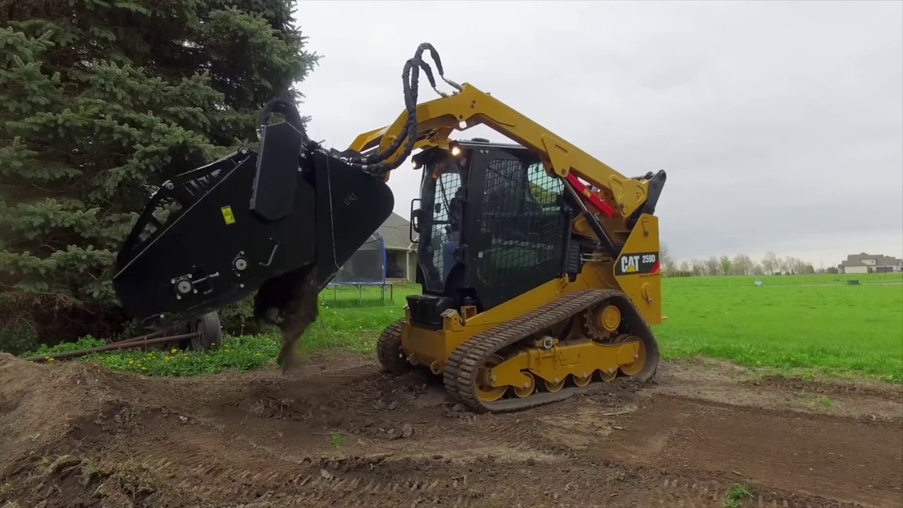 Cat® 景觀耙具操作指南