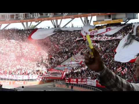 "Recibimiento + ovación al Chavo + "nacieron hijos nuestros" / EDLP 0 - 0 GELP. T de Trans" Barra: Los Leales • Club: Estudiantes de La Plata • País: Argentina