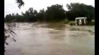 preview picture of video 'Thompson River Flooding at Trenton'