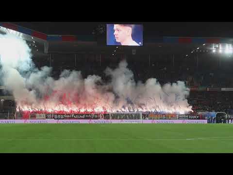 FC Basel vs FC Luzern: Rotblaues Intro mit weissem Feuerwerk - 28.01.2023