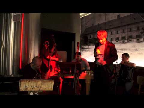 Mykhaylo Zakhariya a Silvayovci - The Prodigy   Breathe