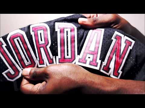 Chicago Bulls Michael Jordan Mitchell & Ness 1997-98 Alternate Classic #23 Jersey Review 🖤 (🌊🎯 or 🚮)