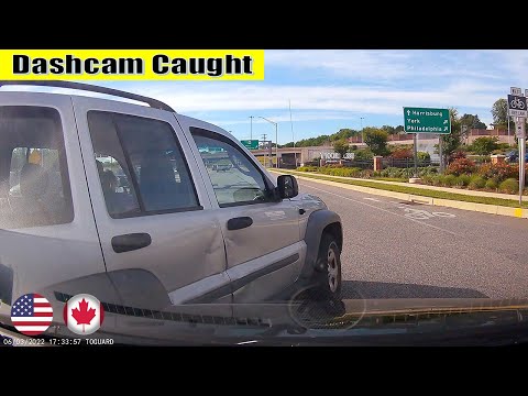 North American Car Crash Compilation - 143