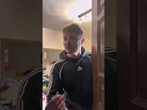 Εε αφου δεν συμφωνουν… #amnewbutnottheleast #funny #couple #comedy #humor #helpmemakethismakesense