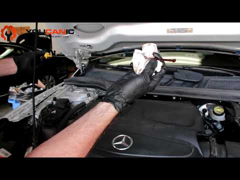2014–2020 Mercedes-Benz GLA-Class X156 Check Engine Oil Level