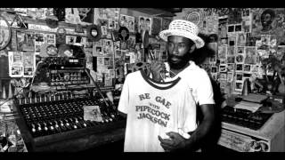Lee 'Scratch' Perry : Corn Fish Dub