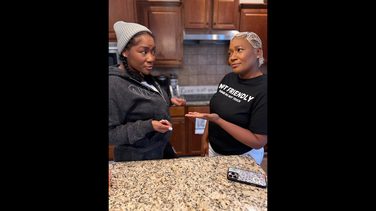 Wayne’s sisters discuss having a family meeting!