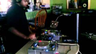 JAH spinning some dancehall (Hot Skull Promotions)