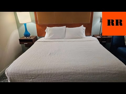 Room Review of Room 301 - King Bed - Hampton Inn Norcross (Norcross, GA)