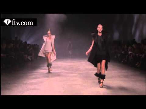 PARIS FW S/S 11 RICK OWENS SHOW