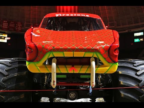 Snake Bite Monster Truck Highlights! - SNAKE BITE® Monster Truck