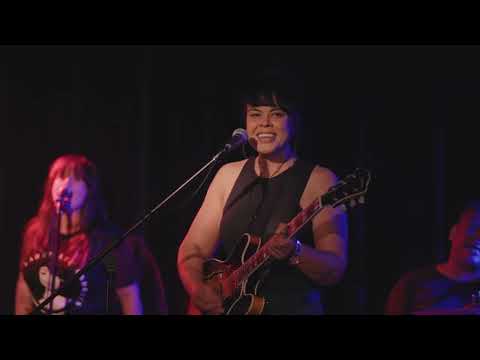 Karen Lee Andrews - All in good time. Live from The Great Club, Sydney Australia.