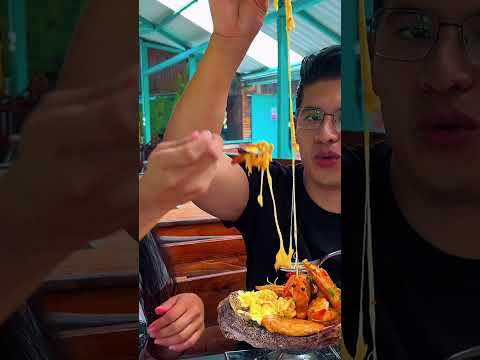 ¿La Cascada de la Eterna Juventud? 🌊 El secreto oculto de La Maná. #shorts #lamaná  #ecuador