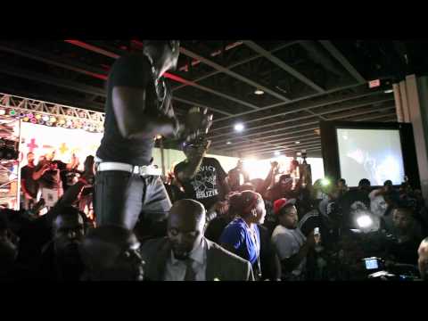 Akon Ya Boy Billy Blue Money J ....Young Jeezy Toss 50K @ Car and Bike Show