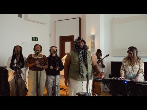 I Am Roze - Dollar (Performed with The Soul Girl Collective)