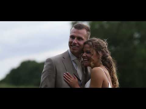 Aaron Crowe Photography + Video video.