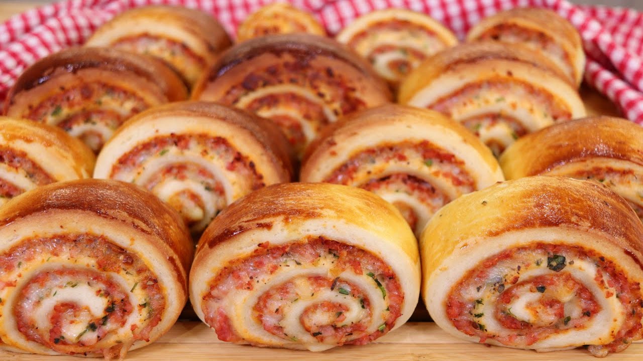 PÃO PIZZA ENROLADO FÁCIL E DELICIOSO | SALGADO DE PRESUNTO E QUEIJO ASSADO | FATIA HÚNGARA SALGADA