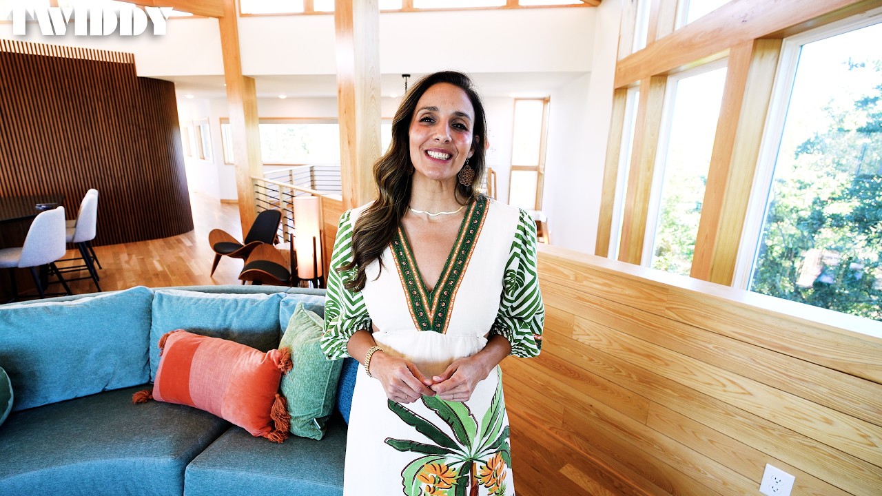 Inside Twiddy's "Skyline Horizons" A101