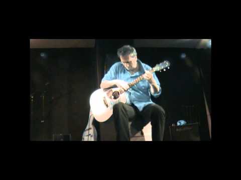 Nicolas Dorléans, guitare solo.