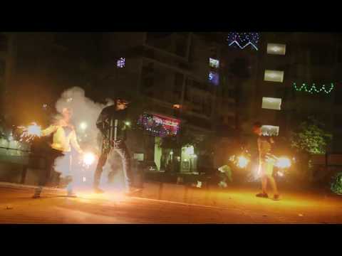 Ydnyesh Deshmukh parkour with firecracker 