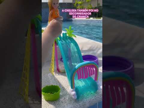 DIA DE PISCINA COM AS BARBIES #shorts #barbie