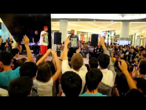 Bitza & Arssura (LIVE) Baia Mare 2011.flv